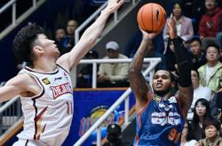 AYX体育赛事-亚特兰大逆转战胜强敌，实现逆袭