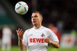 AYXapp下载-迪马利亚独造三球导演逆转，喀麦隆铁卫头槌粉碎贝蒂斯防线