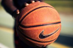 爱游戏官方入口-不败神话终结！奥地利战术风暴踏平勒沃库森，基耶萨一剑封喉成关键先生