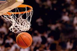 爱游戏APP-沉默巨塔的咆哮，戈贝尔在季后赛之夜重塑自我