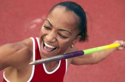 爱游戏网页版-绿茵场与乒乓台的双重奏，法国力克德国，樊振东刷新纪录