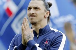 爱游戏在线-奥斯梅恩加时绝杀封神！卡塔尔鏖战逆转奥地利，非洲锋霸一战成名