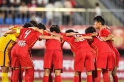 爱游戏官方-国内足球赛况：中国队伍在比赛中表现出色引人瞩目！的简单介绍