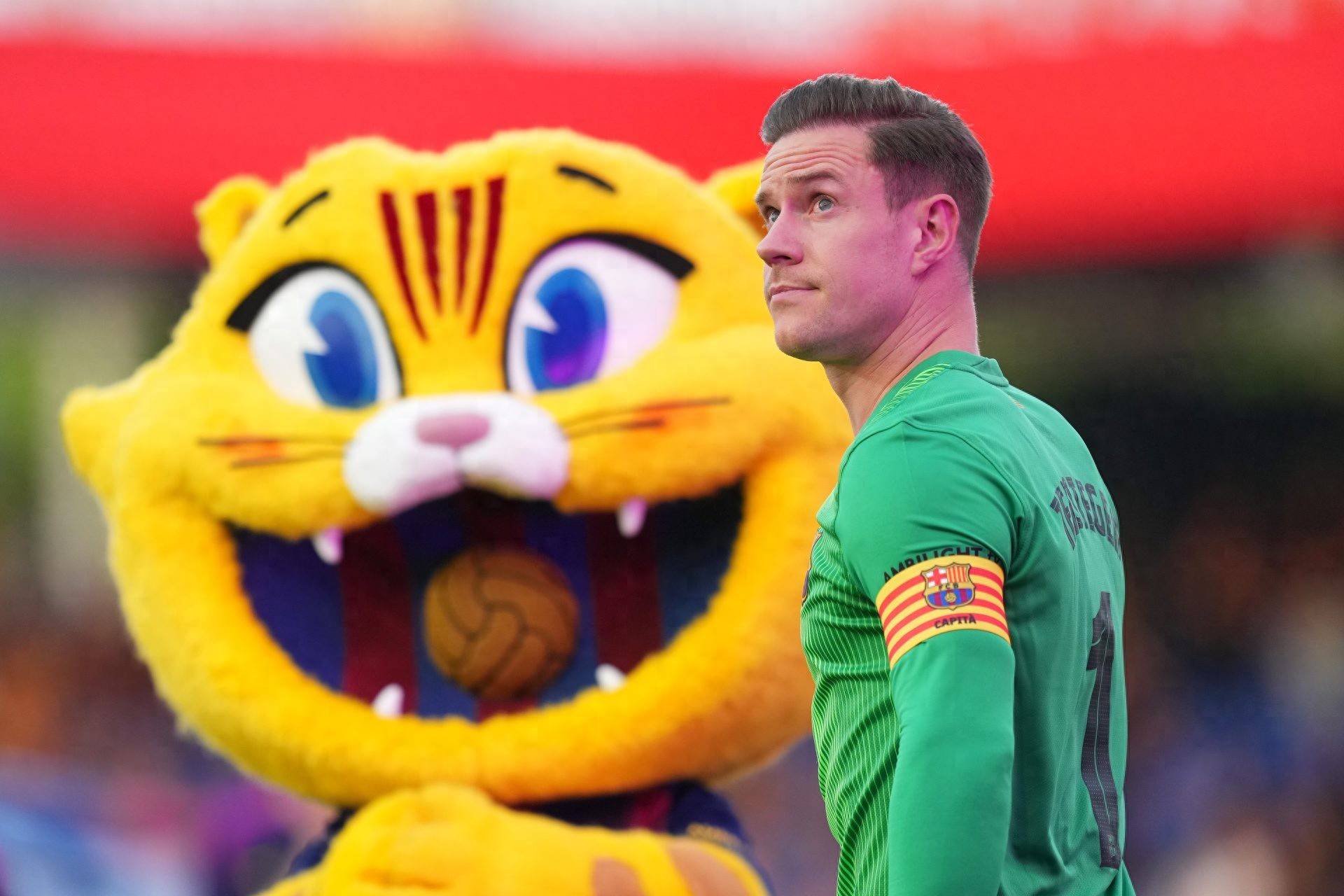 包含特尔施特根出击，巴萨再度晋级欧冠的词条