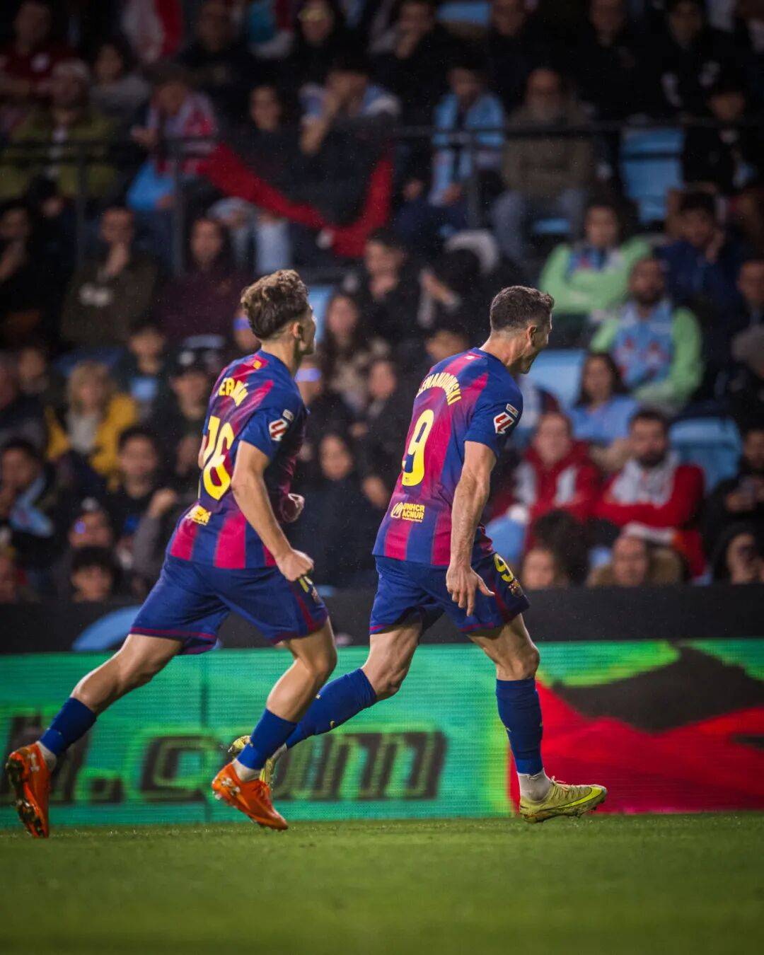 包含塞尔塔客场逆转奥萨苏纳,喜获胜利的词条 包含塞尔塔客场逆转奥萨苏纳,喜获胜利的词条