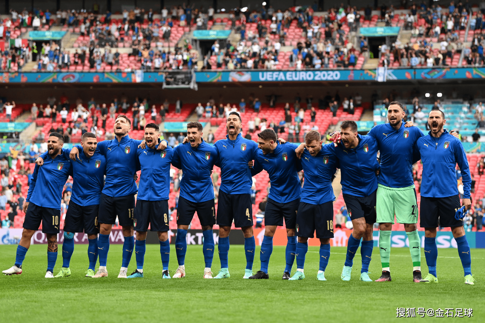 关于丹麦队费耶诺德大胜,成功进军欧洲杯八强的信息 关于丹麦队费耶诺德大胜,成功进军欧洲杯八强的信息