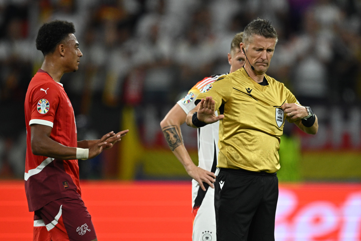 关于英格兰队惜败克罗地亚，遗憾止步欧洲杯的信息