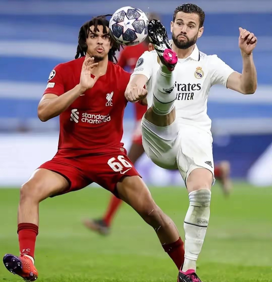 利物浦客场战胜阿森纳，保持不败