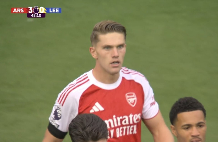 阿森纳惨遭利兹联绝杀,遭遇两连败失利 阿森纳惨遭利兹联绝杀,遭遇两连败失利