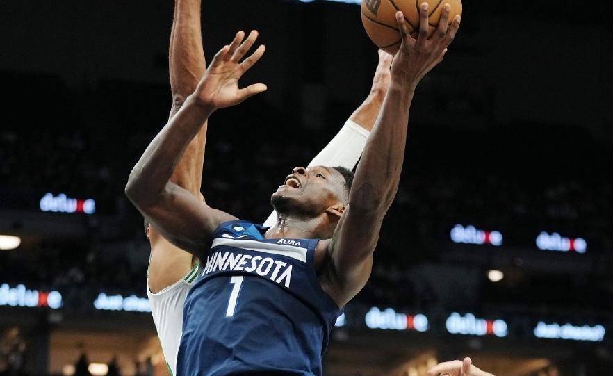 包含尼克斯鏖战广东队，塔图姆高光表现的词条