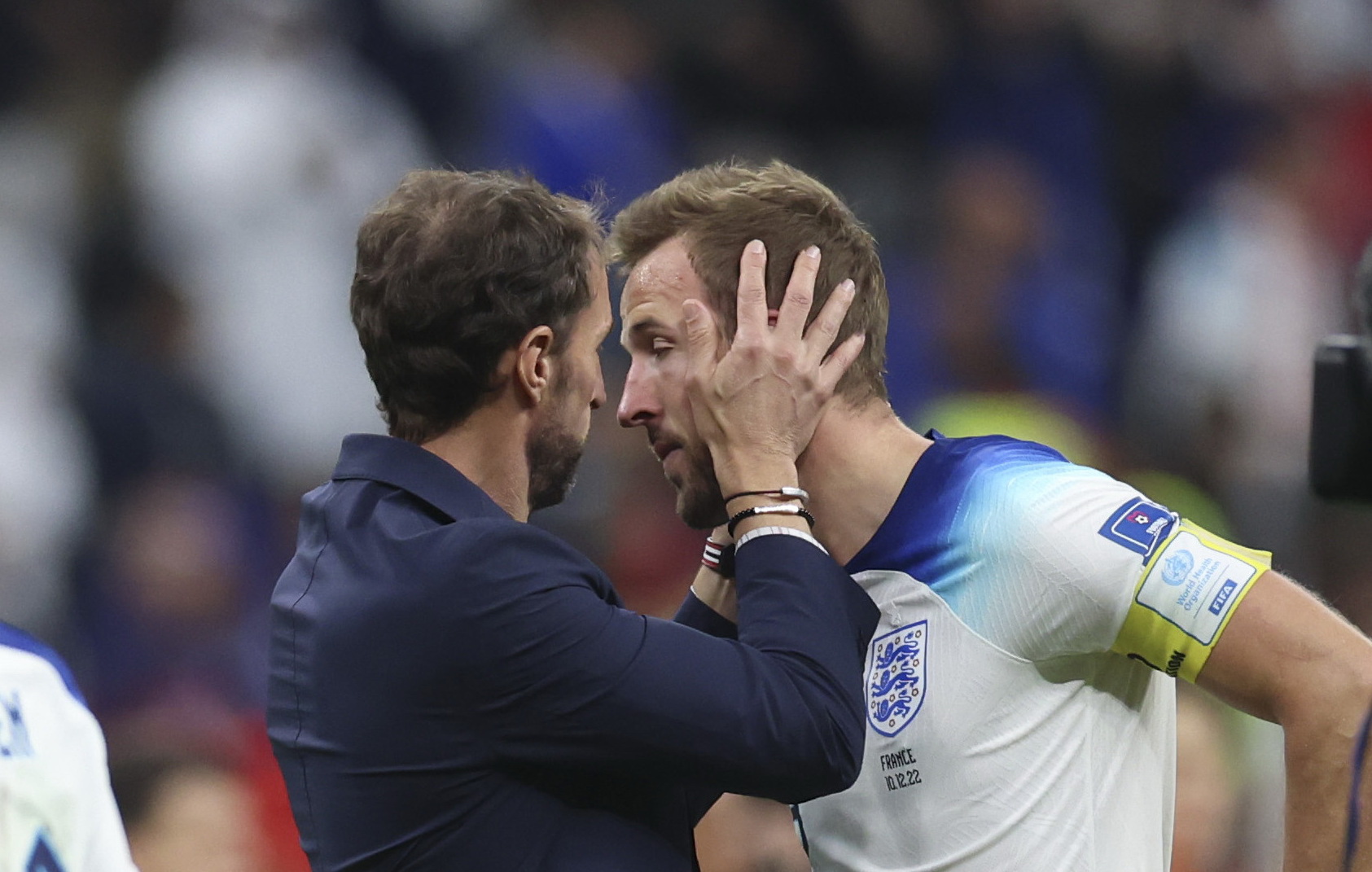 包含塞维利亚翻盘AC米兰，哈里·凯恩一己之力扛起全队的词条