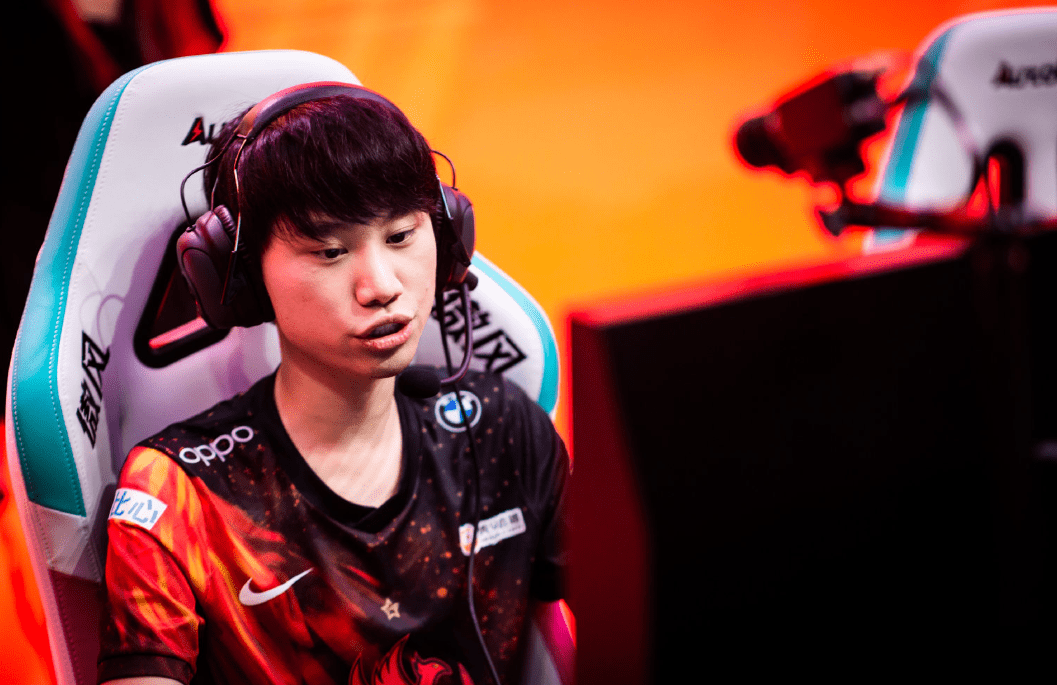 关于Excel横扫FPX,Meiko2三分雨点燃全场的信息 关于Excel横扫FPX,Meiko2三分雨点燃全场的信息