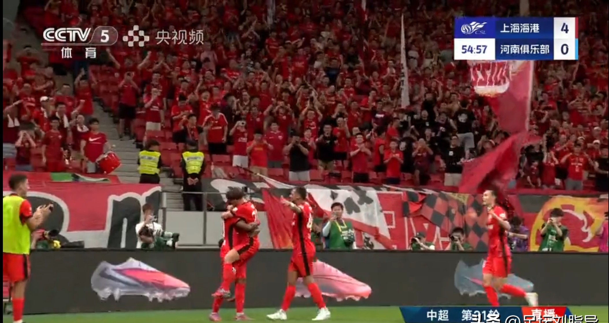 包含国际比赛频频升级,球员拼尽全力的词条 包含国际比赛频频升级,球员拼尽全力的词条