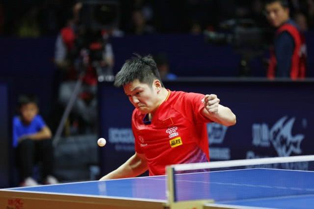 中国队轻取奥地利队，波尔带队取胜