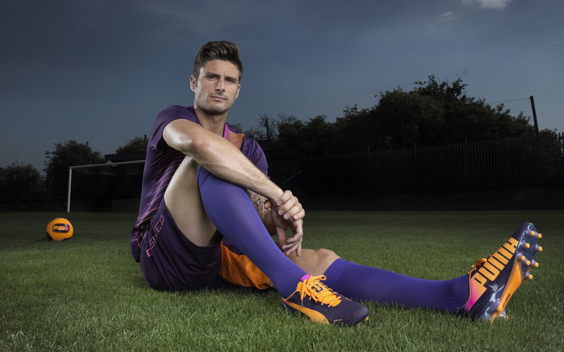 F1新赛季揭幕战之夜,班凯罗节奏完全掌控