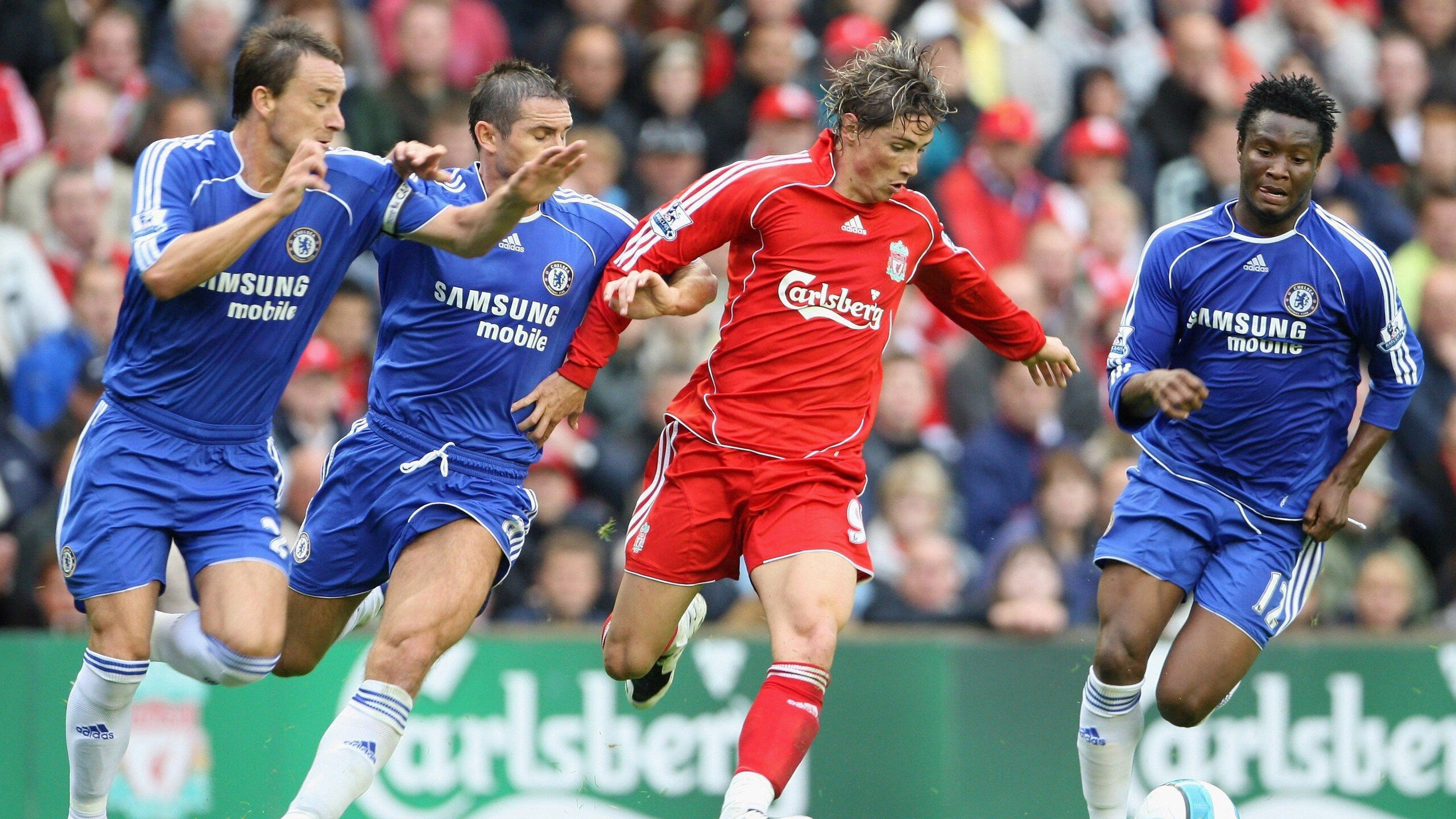 库尔图瓦的教科书与哥斯达黎加的闪电，当个体神迹遭遇集体风暴